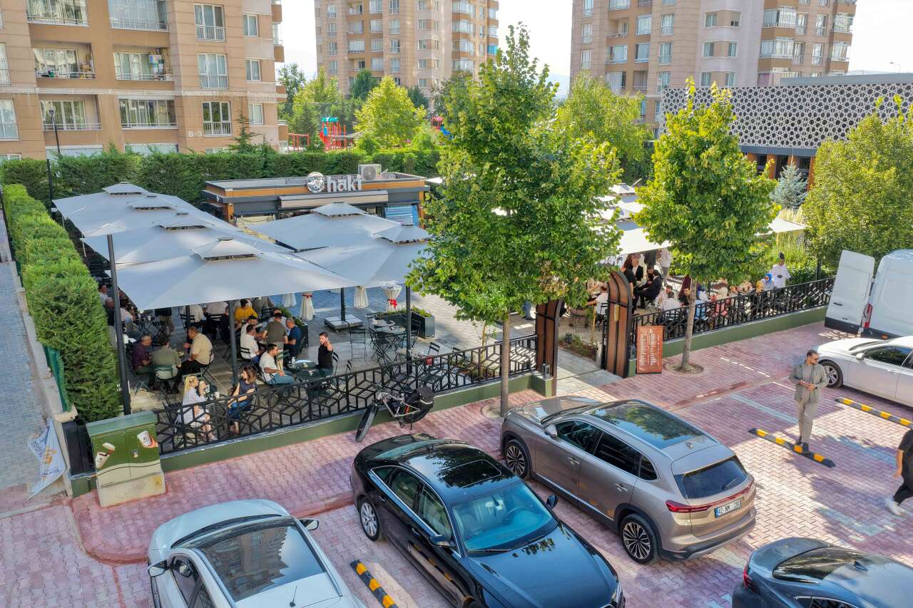 Haki Kafe’den Konya’ya dördüncü şube! Yenişehir’de kapılarını açtı 2